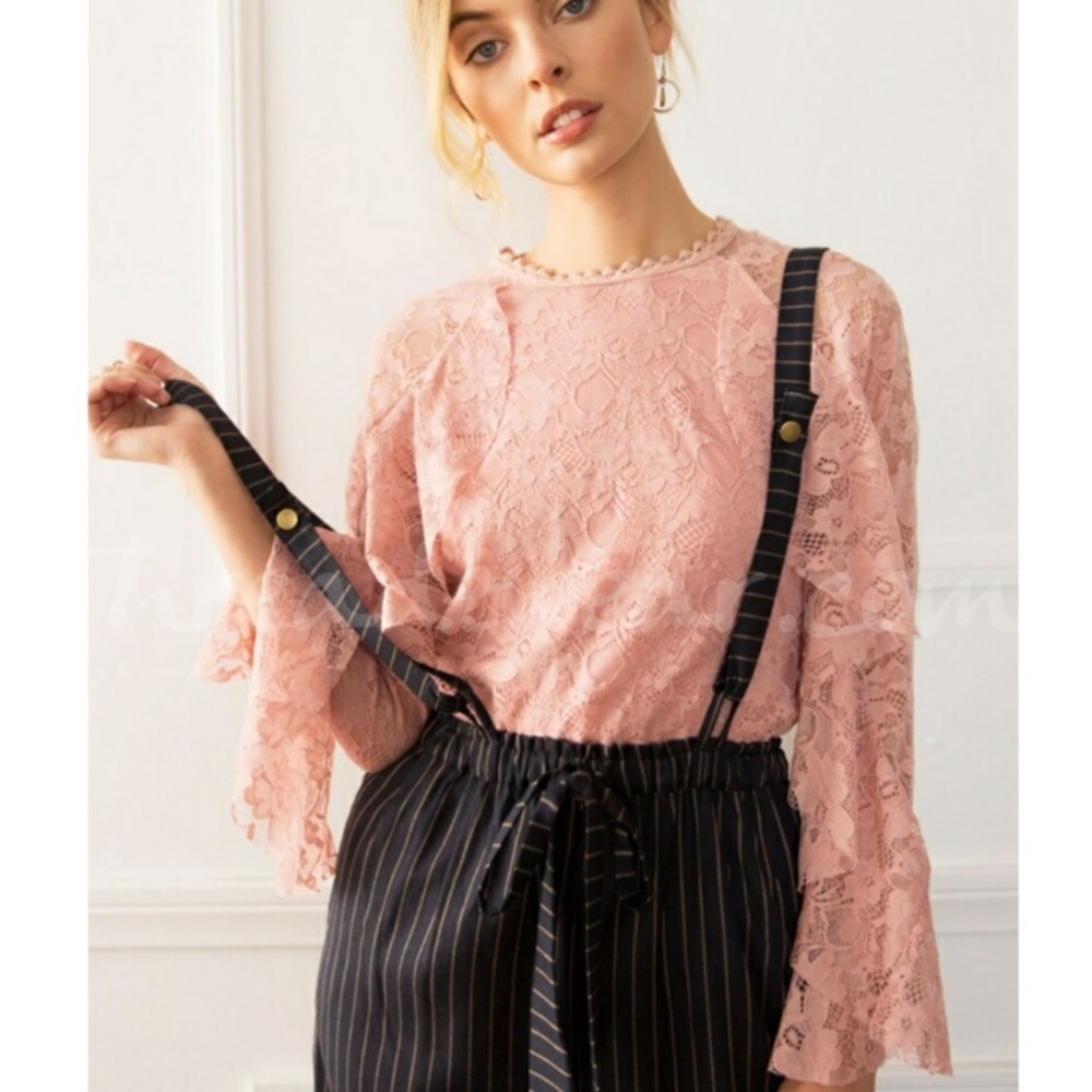 Pink Lace blouse  BOUTIQUE. NWT